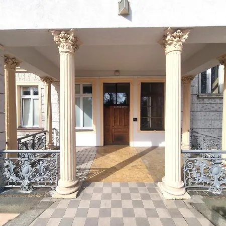 Euro24 Akacja - 2 Pokoje, 2 Antresole - Centrum, Blisko Plazy, Prywatny Parking *