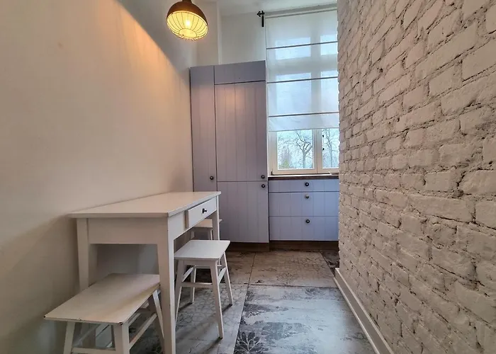 Euro24 Akacja - 2 Pokoje, 2 Antresole - Centrum, Blisko Plazy, Prywatny Parking Apartment