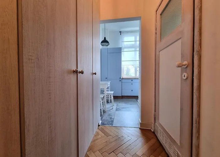 Apartmán Euro24 Akacja - 2 Pokoje, 2 Antresole - Centrum, Blisko Plazy, Prywatny Parking *